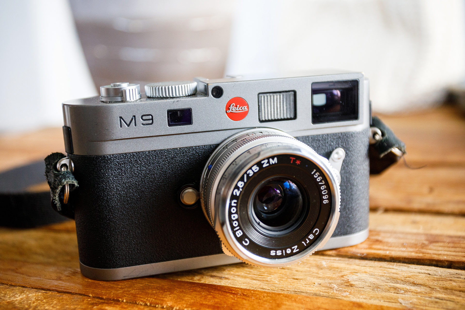 Die Leica M9 mit dem Zeiss 35mm C Biogon