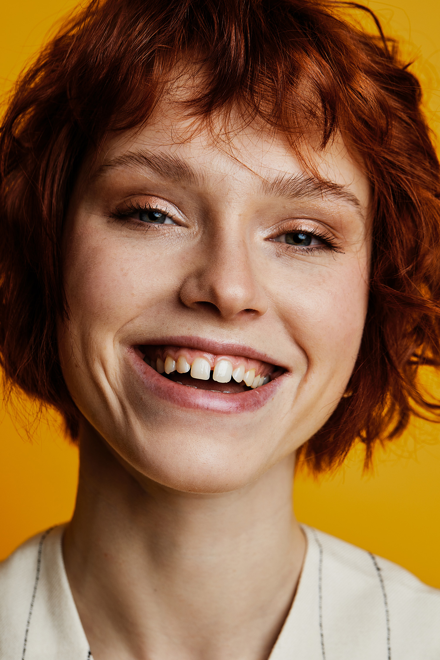 Beauty Editorial Larissa mit roten Haaren by Dominique Hammer Fotograf Wien