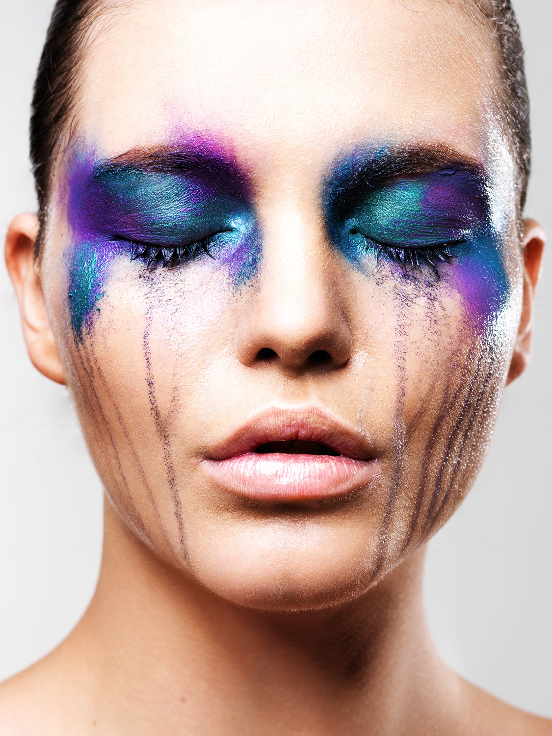 Beauty Editorial Teresa mit Make-Up von Marion Pail by Dominique Hammer Fotograf Wien