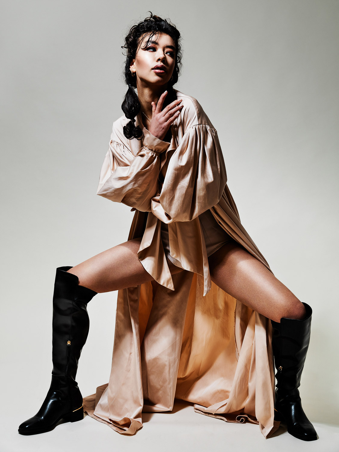 Fashion Editorial mit Isabella, Make-Up: Manja Mietho, Fashion: Bugaric by Dominique Hammer Fotograf Wien